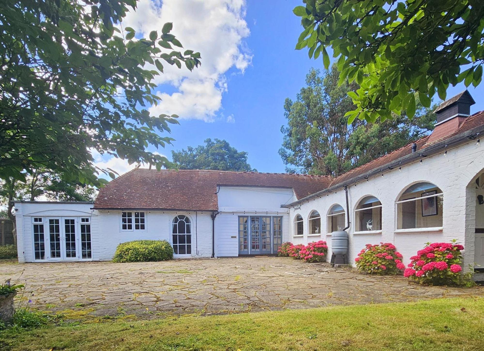 English Farmhouse Cottage Guildford Exterior foto